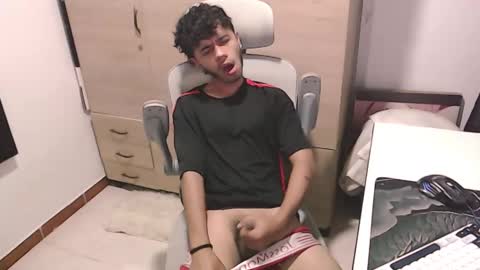 axelldark online show from March 7, 7:58 pm