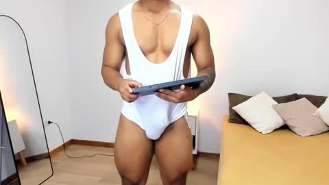 AXEL DA SILVA online show from February 11, 11:41 pm