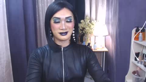 aya online show from March 11, 6:08 am