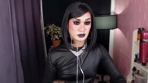 aya online show from February 14, 5:09 am