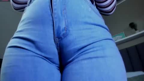 Alyda Jaramillo online show from June 29, 3:12 pm