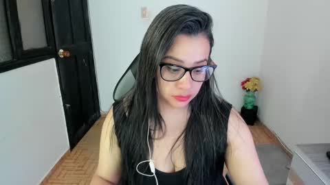 Snapshot of aylaislem chatting on March 4, 7:41 am SandyMODELINDEPENDIENT online show from March 4, 7:41 am
