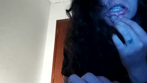 aylasavage online show from June 14, 2:35 am