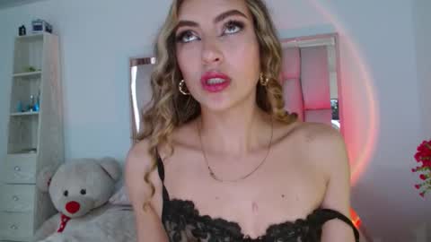 AYLEEN    online show from November 28, 9:33 pm