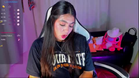 Aylen online show from February 14, 4:37 am