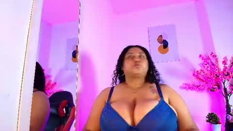 Ayliinn  online show from June 20, 2:18 am