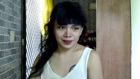 aymkyline online show from April 29, 2:38 am