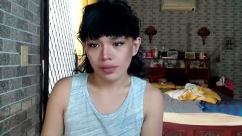 aymkyline online show from July 22, 2:24 am