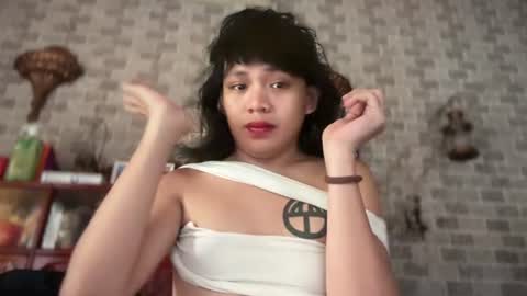 aymkyline online show from July 23, 1:58 am