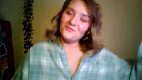 ayrix online show from October 18, 8:13 pm