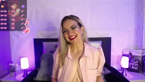 Azahara online show from May 6, 2:12 pm