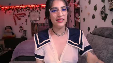 Snapshot of azaaharziz chatting on December 20, 7:28 pm Azahar online show from December 20, 7:28 pm