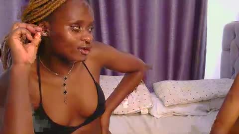 Azalea online show from December 18, 6:31 am