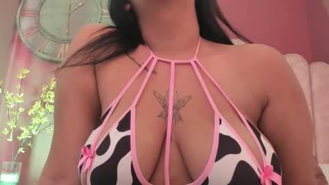 azaleaa__ online show from March 11, 9:29 pm