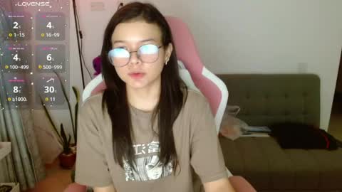 Azu  online show from April 30, 12:26 am