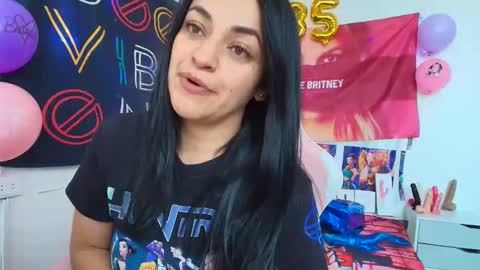 Azucena R online show from April 30, 8:57 pm