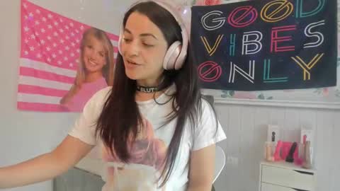 Azucena R online show from October 30, 3:45 pm