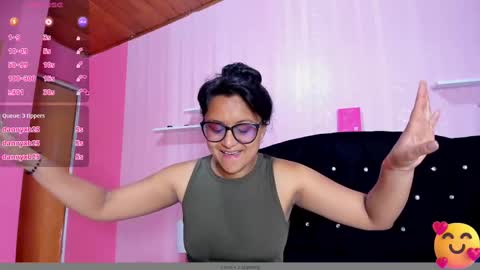 Snapshot of azul_moon chatting on September 26, 3:47 am azul_moon online show from September 26, 3:47 am