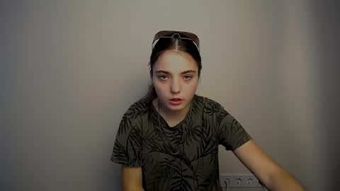 azumi_chan_ online show from September 25, 7:48 am