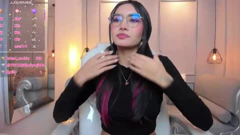 Snapshot of azurakindong chatting on October 21, 7:39 pm Azura online show from October 21, 7:39 pm