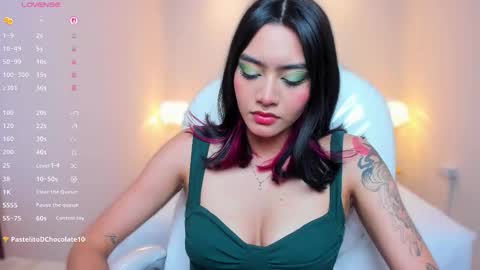 Azura online show from March 17, 7:19 pm