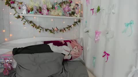 b4by_emilia online show from March 8, 9:40 pm