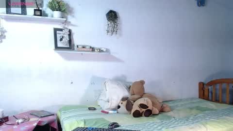 babby_swet online show from July 31, 10:49 am