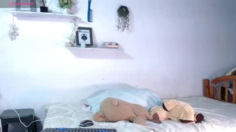 babby_swet online show from April 25, 12:51 pm