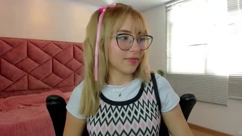 Maddie online show from March 13, 8:01 pm