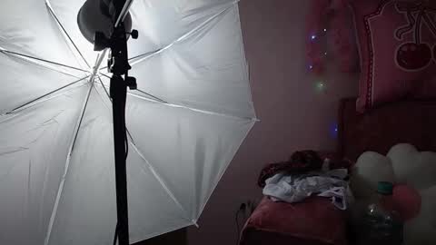 Juanita online show from March 5, 1:14 am