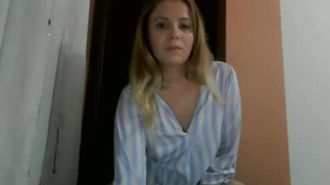 Baby Blonde online show from February 7, 7:17 pm