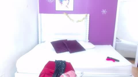 valentina online show from March 3, 1:23 pm