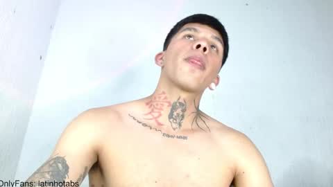 Snapshot of baby_gio chatting on March 7, 4:34 am OF GxoXabs online show from March 7, 4:34 am
