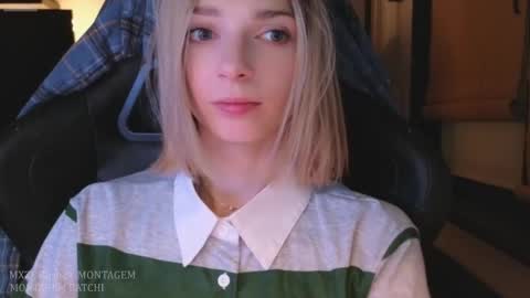 baby gopn1k online show from December 17, 5:25 am