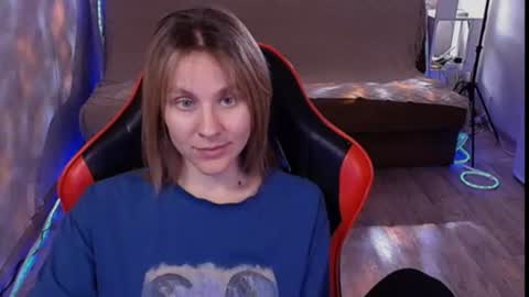 baby_kitte online show from June 26, 6:52 am