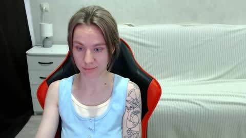 Snapshot of baby_kitte chatting on October 10, 4:40 am baby_kitte online show from October 10, 4:40 am