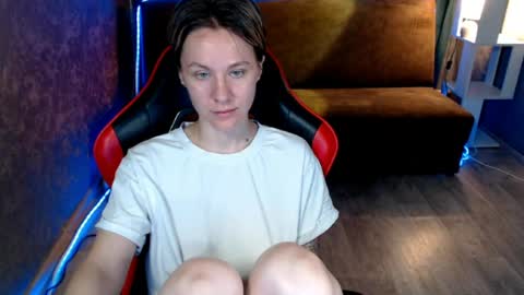 baby_kitte online show from July 28, 3:59 am