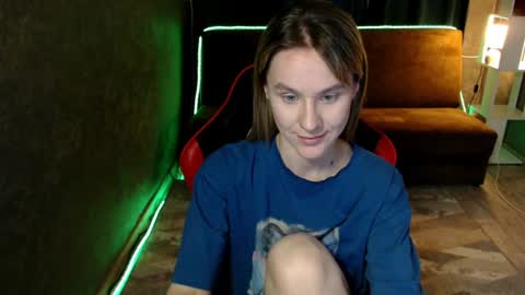 baby_kitte online show from July 14, 8:41 am