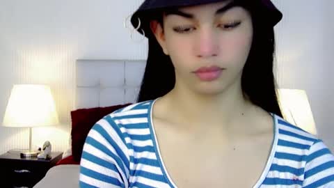 Snapshot of baby_sky01 chatting on October 8, 10:48 pm KENDALL online show from October 8, 10:48 pm
