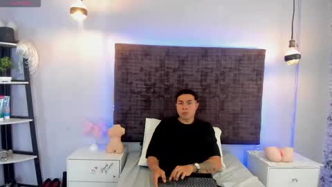 baby West online show from March 15, 5:38 pm