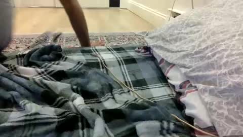 babyboii42o online show from March 2, 11:53 pm