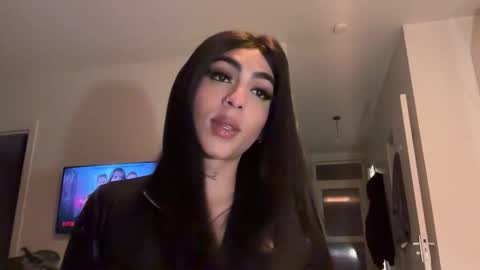 Brianna   online show from October 20, 10:04 pm