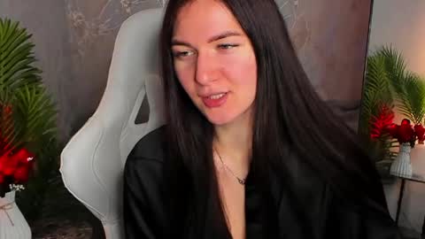 Sophia online show from May 6, 1:55 am