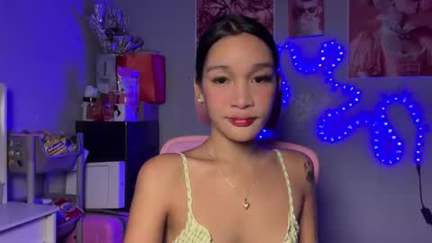 Snapshot of babynexy69 chatting on October 21, 8:08 am Nexie online show from October 21, 8:08 am