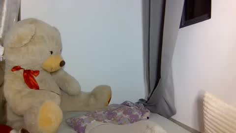 babytylerr online show from April 29, 12:26 am