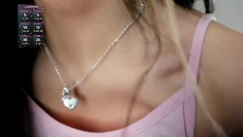 babyyfortune_ online show from September 29, 8:52 pm