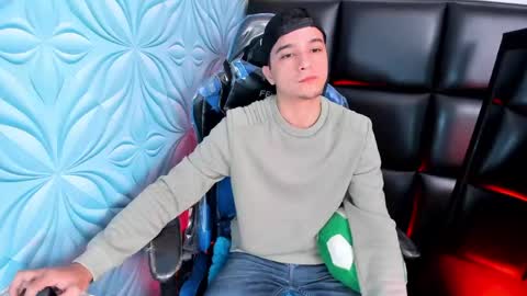 bad_boy_21_ online show from May 1, 12:43 pm