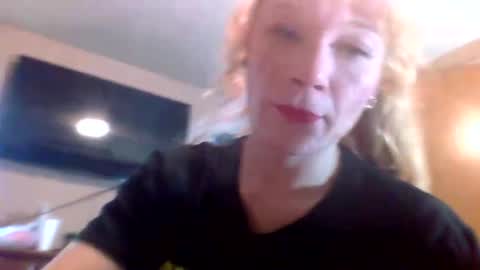 Badbitch520 online show from February 20, 4:42 pm