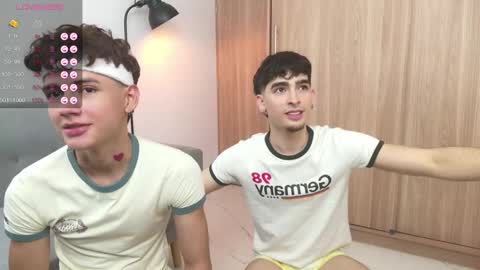 jhojan online show from February 2, 2:02 pm