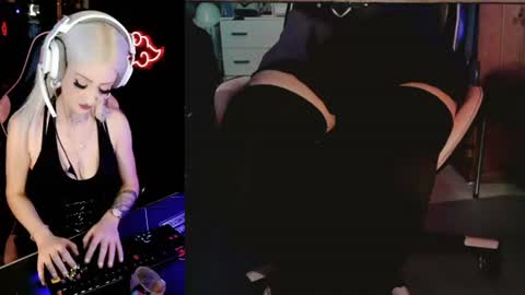 badd0ll online show from June 14, 2:30 pm